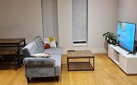 London City Apartment